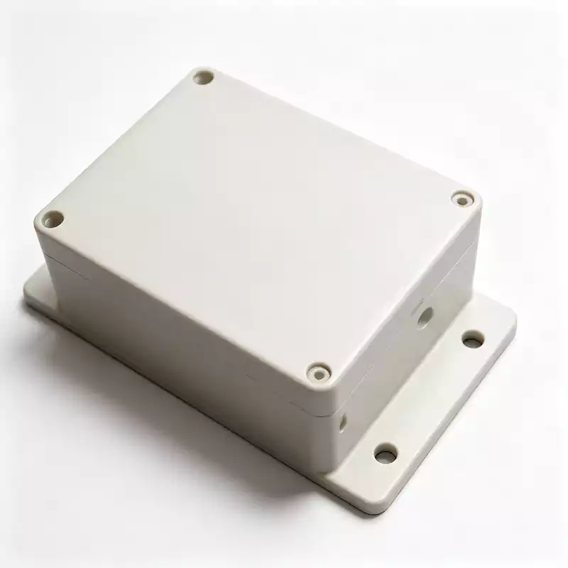 UB01 UWB beacon, grey enclosure with dimensions 153x91x55mm, IP66 rated